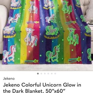 Colorful Unicorn Blanket- GLOW IN THE DARK- NWT